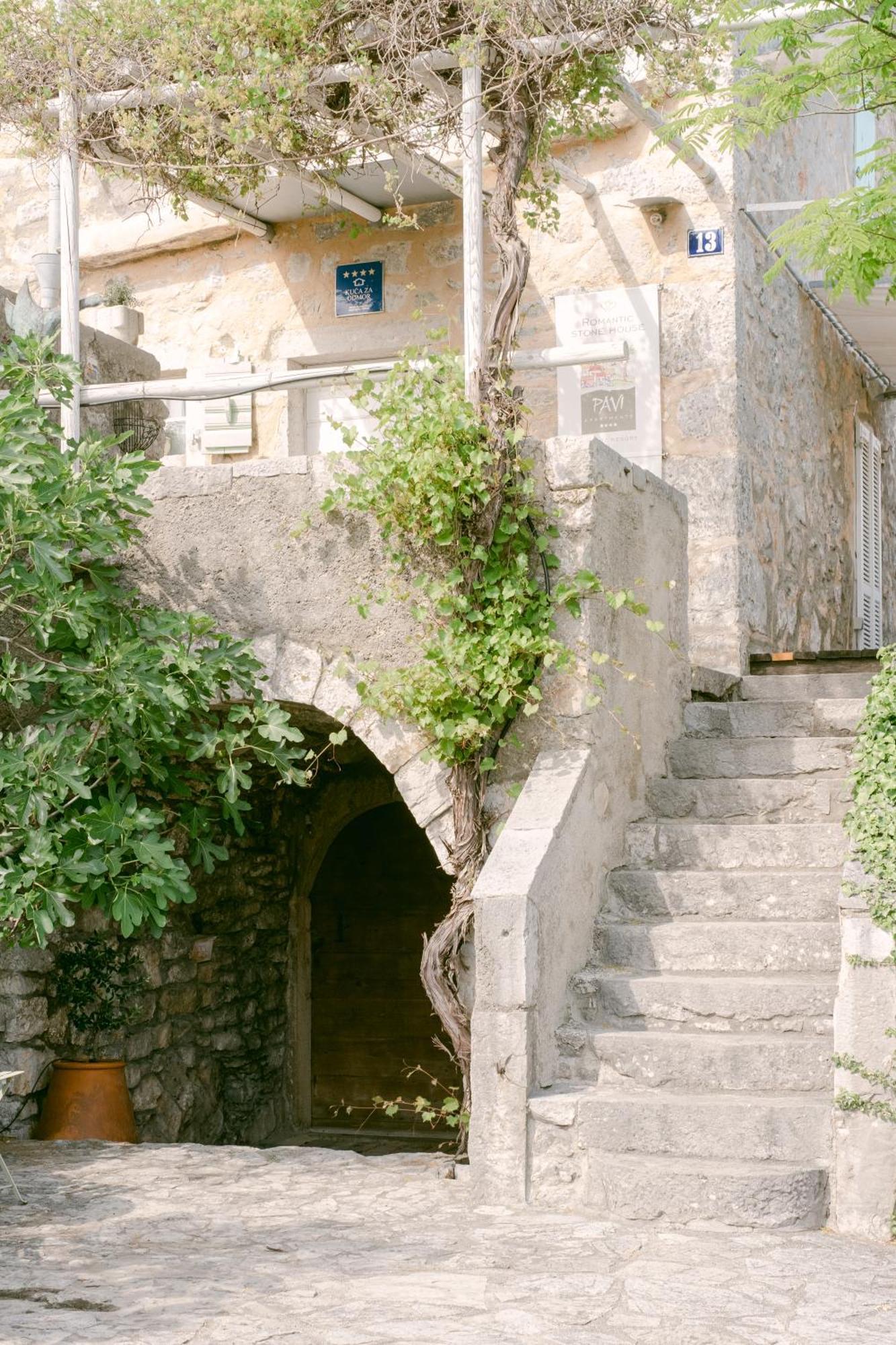 Pavi Apartments Romantic Stone House K13 Kornic Exterior photo